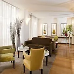 Le Colisée Hotel