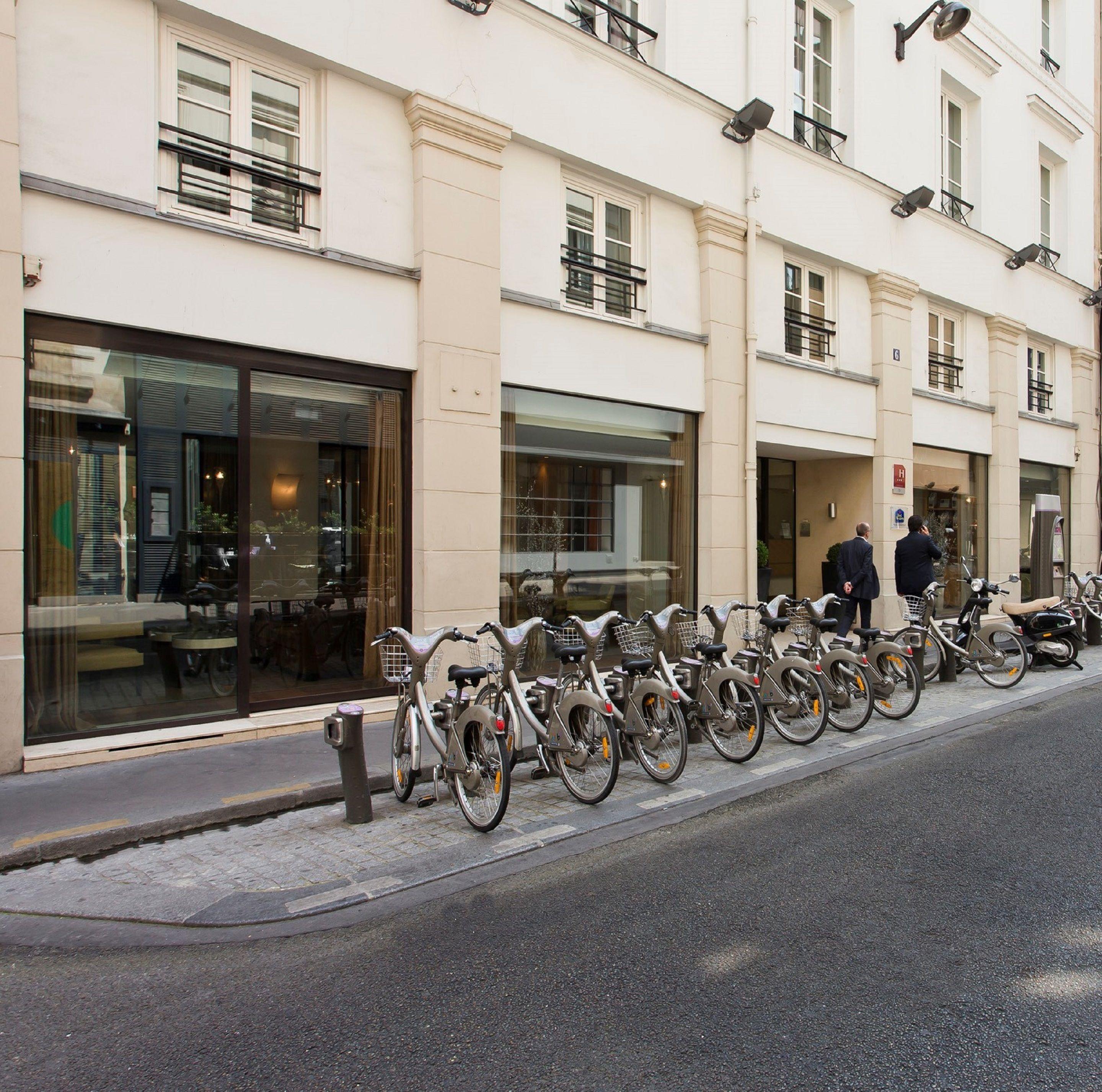 Hotel Le Colisée Parigi
